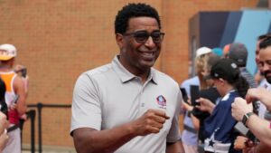 CrisCarter